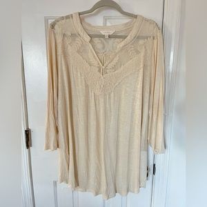 Womens 2X lace inset 3/4 sleeve top